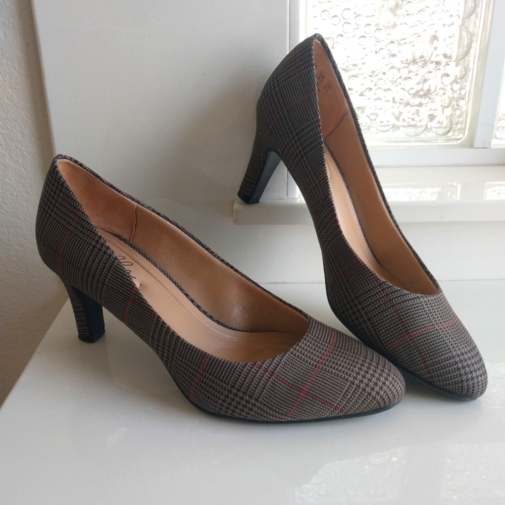 Abella's Classic Plaid Women's Heels
